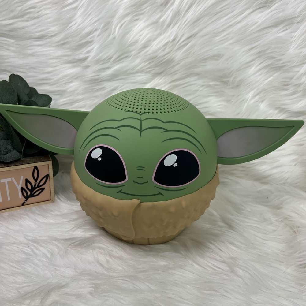 Star Wars Green Baby Yoda Speaker